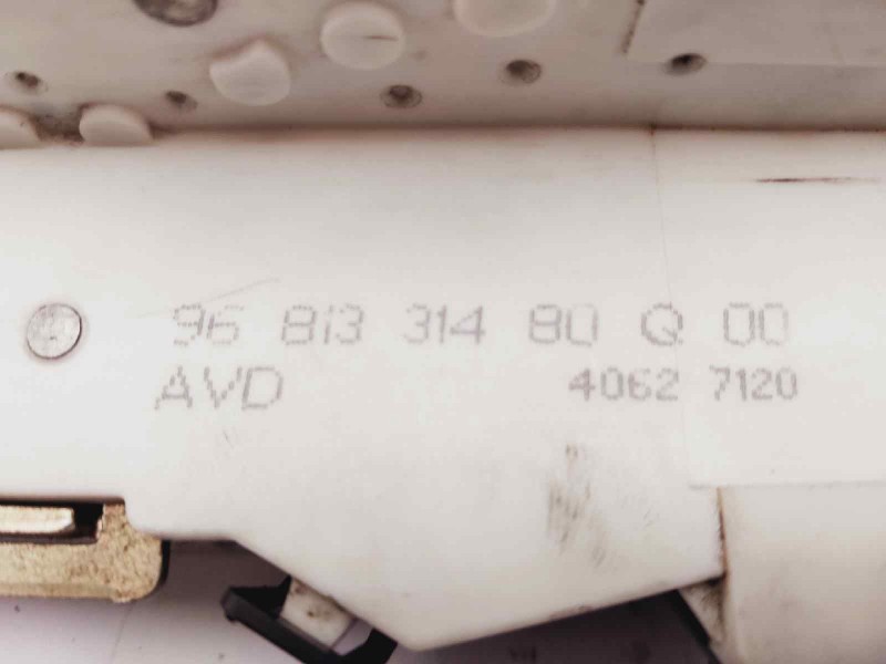 Recambio de cerradura puerta delantera derecha para citroen c4 berlina vtr plus referencia OEM IAM 9681331480 ELECTRICA 6 PINS