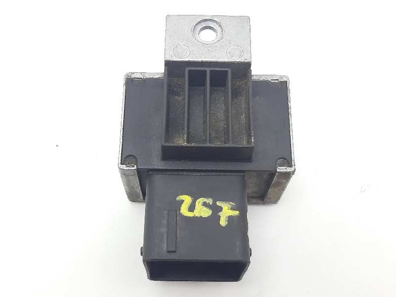 Recambio de caja precalentamiento para peugeot bipper básico referencia OEM IAM 9645668680  