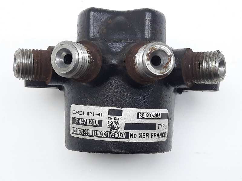 Recambio de rampa inyectora para ford focus berlina (cak) trend referencia OEM IAM R9144Z020A 1S4Q9D280AA 