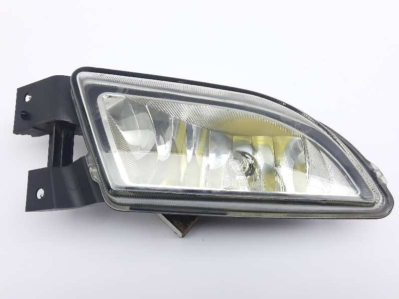 Recambio de faro antiniebla derecho para lancia delta (181) platino referencia OEM IAM 00051775551 51775551 