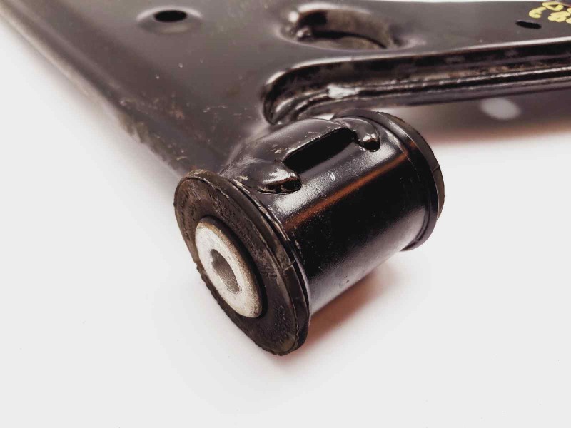 Recambio de brazo suspension inferior delantero derecho para opel corsa e van referencia OEM IAM 352543  