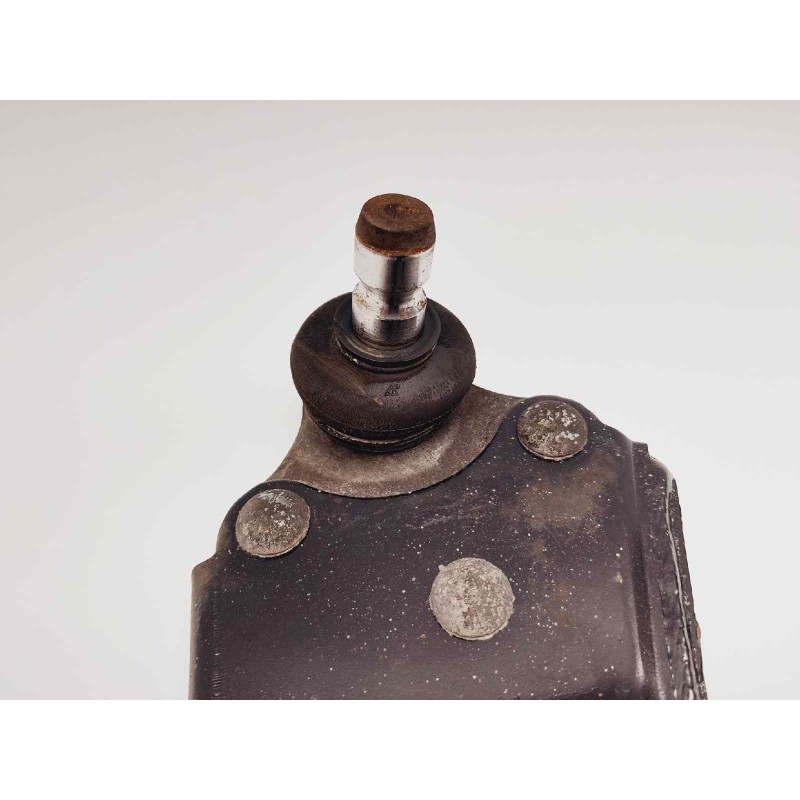 Recambio de brazo suspension inferior delantero derecho para opel corsa e van referencia OEM IAM 352543  