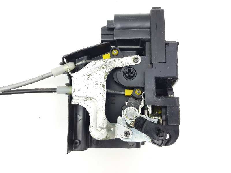 Recambio de cerradura puerta trasera derecha para ssangyong actyon 200 xdi referencia OEM IAM A045035  