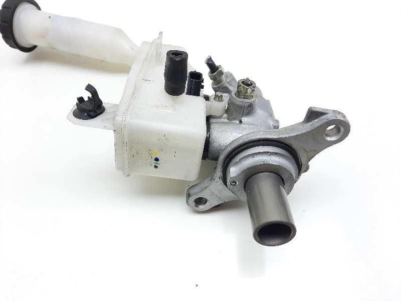 Recambio de bomba freno para nissan juke (f15) acenta referencia OEM IAM 32070564  