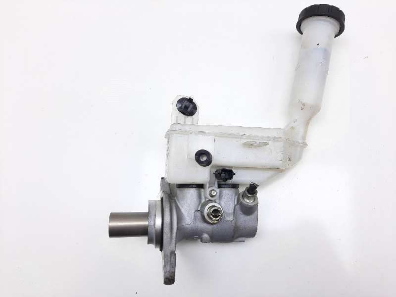 Recambio de bomba freno para nissan juke (f15) acenta referencia OEM IAM 32070564  