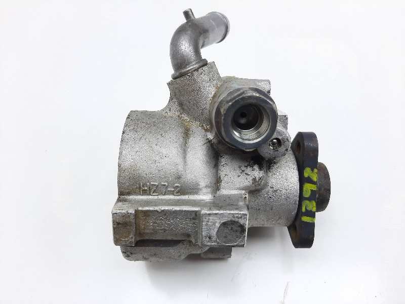 Recambio de bomba servodireccion para peugeot bipper básico referencia OEM IAM 28240628  