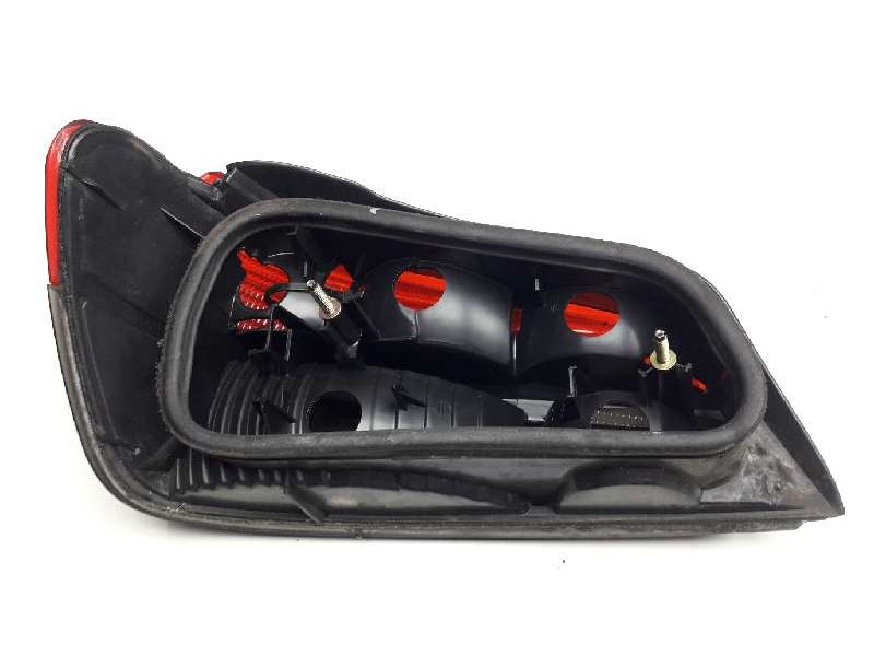 Recambio de piloto trasero derecho para peugeot 306 berlina 3/4/5 puertas (s2) graffic referencia OEM IAM   