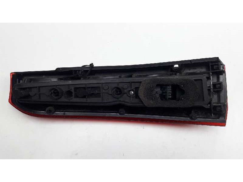 Recambio de piloto trasero derecho para opel meriva cosmo referencia OEM IAM   