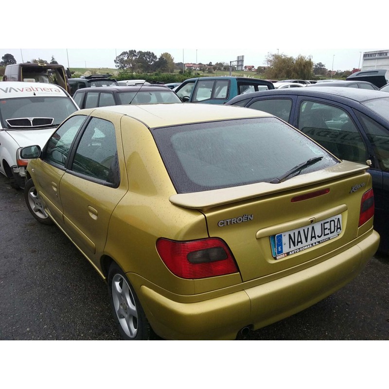 citroen xsara berlina del año 2000