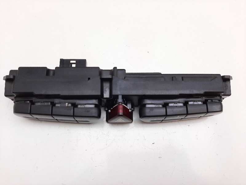 Recambio de warning para mercedes clase c (w203) berlina 270 cdi (203.016) referencia OEM IAM 2038205210  