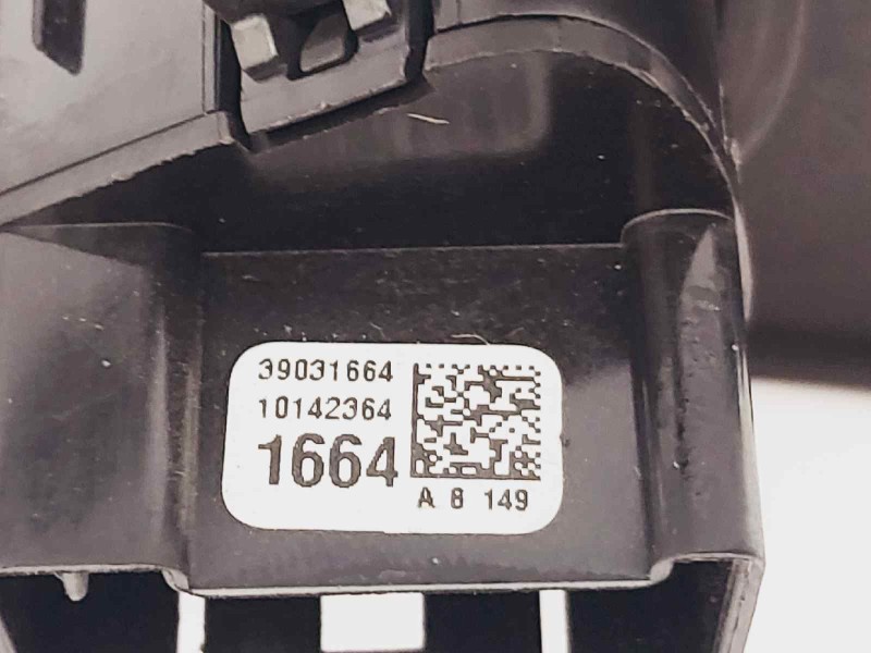 Recambio de no identificado para opel corsa e van referencia OEM IAM 13391249 39031664 39031633