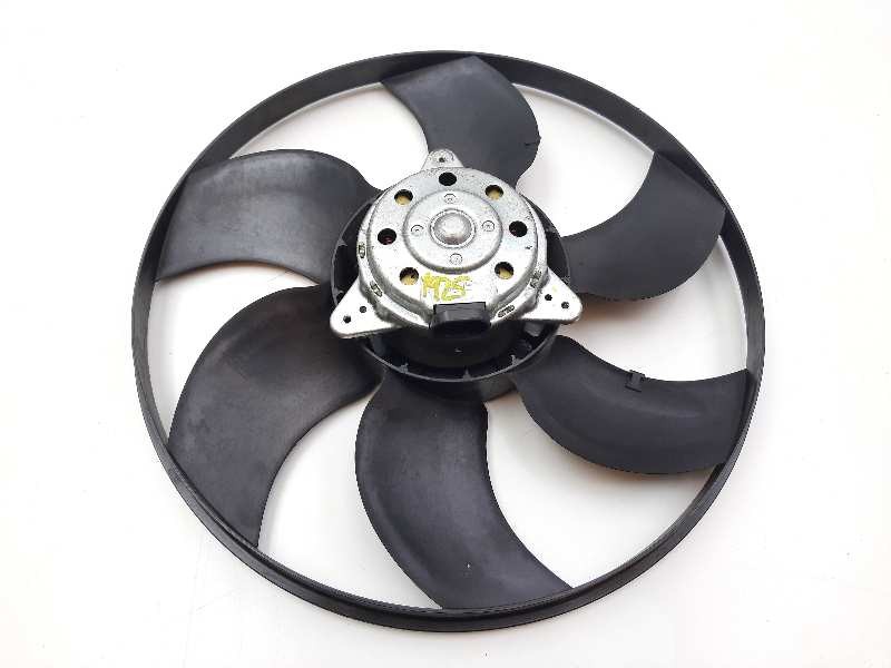 Recambio de electroventilador para renault scenic ii dynamique referencia OEM IAM 5000818 19995YY0453 3J435211
