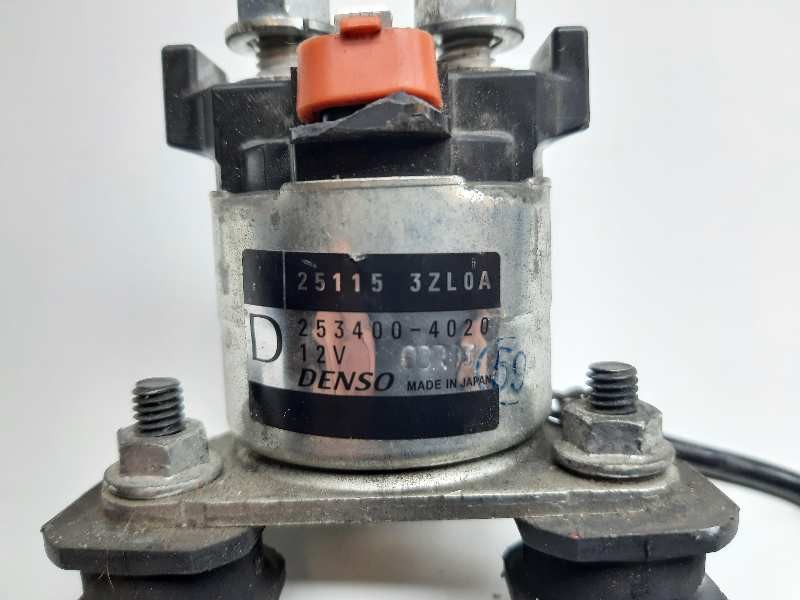 Recambio de caja reles / fusibles para nissan pulsar (c13) sport edition referencia OEM IAM 251153ZL0A 2534004020 