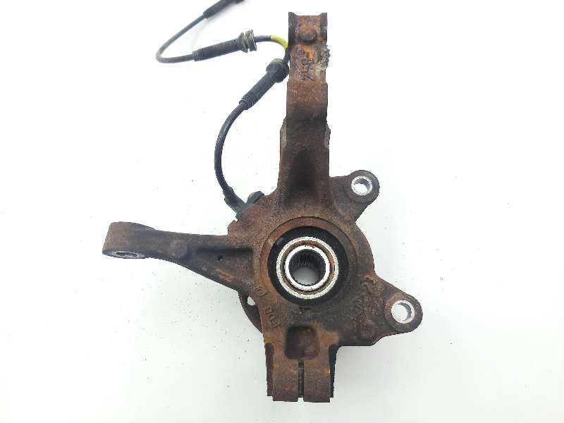 Recambio de mangueta delantera izquierda para dacia sandero laureate referencia OEM IAM   