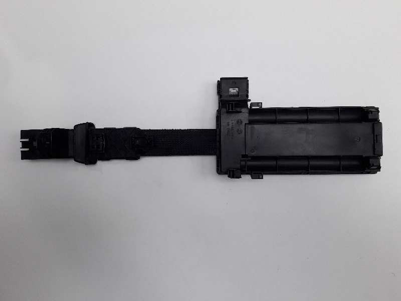 Recambio de porton trasero para lexus gs (gs/us/ws19) 450 h referencia OEM IAM 3390 3391 