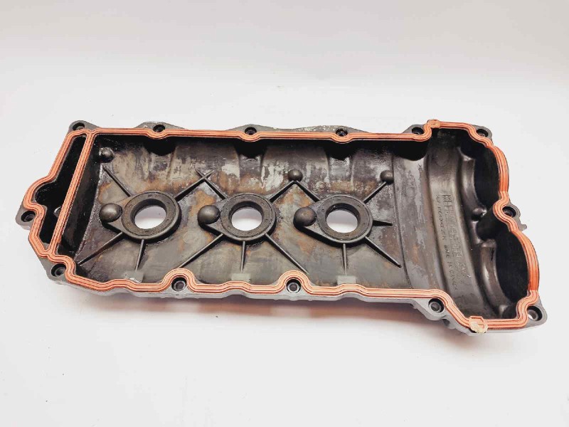 Recambio de tapa balancines para chevrolet captiva 3.2 v6 ltx referencia OEM IAM 12601743 12599429 