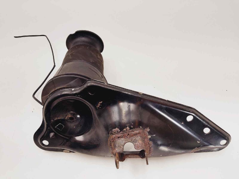 Recambio de amortiguador trasero izquierdo para citroen c4 grand picasso exclusive referencia OEM IAM 9676670180  