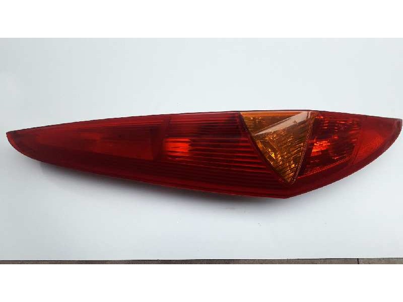 Recambio de piloto trasero izquierdo para fiat punto berlina (188) 1.2 8v referencia OEM IAM   