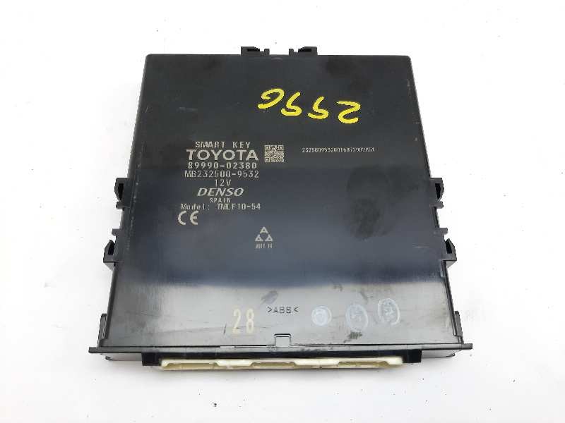 Recambio de modulo electronico para toyota auris hybrid business referencia OEM IAM 8999002380 MB2325009532 