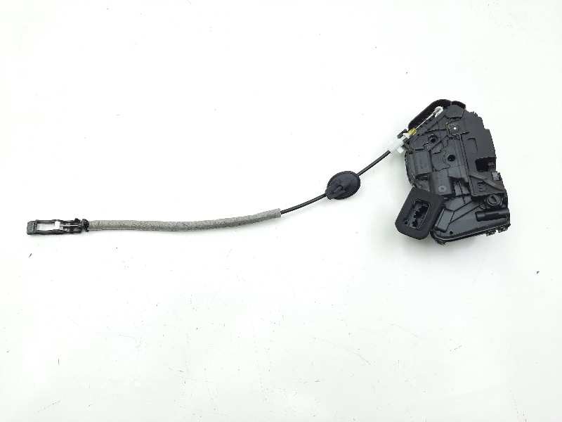 Recambio de cerradura puerta trasera izquierda para volkswagen polo beats referencia OEM IAM A5L5TA839015L  