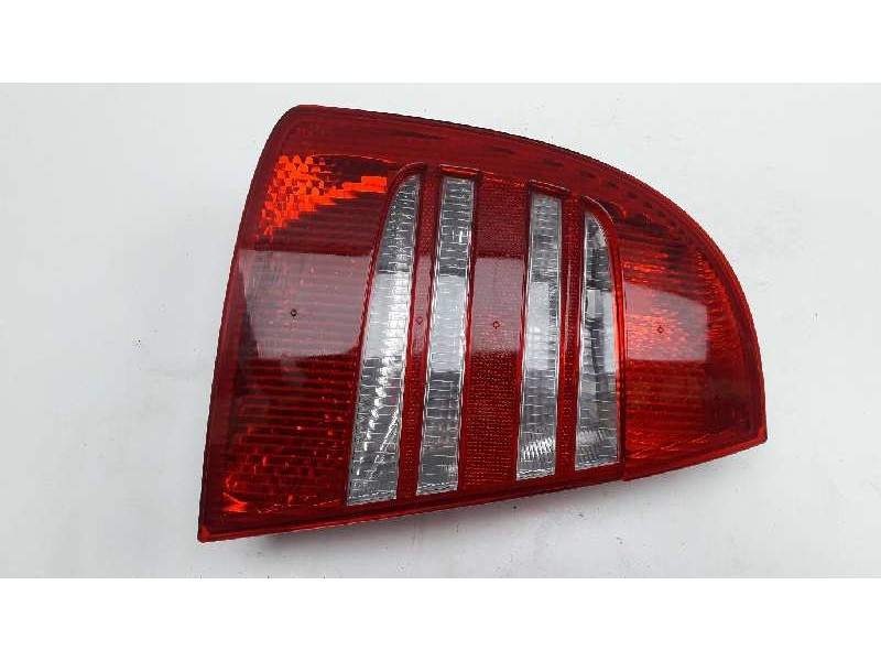 Recambio de piloto trasero izquierdo para skoda superb (3u4) comfort referencia OEM IAM   