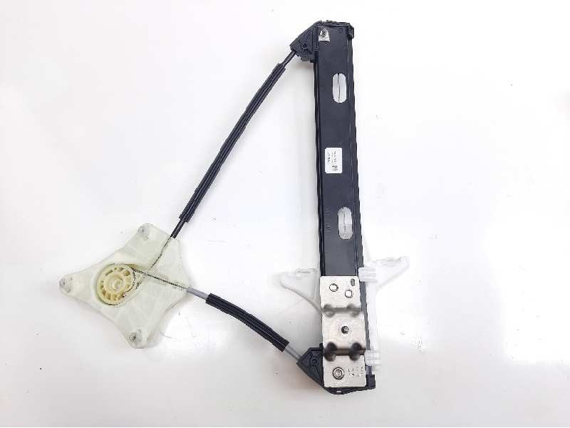 Recambio de elevalunas trasero derecho para volkswagen polo beats referencia OEM IAM 2G6839462C  