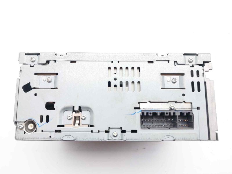 Recambio de sistema audio / cd para jeep compass limited referencia OEM IAM P05064363AB  