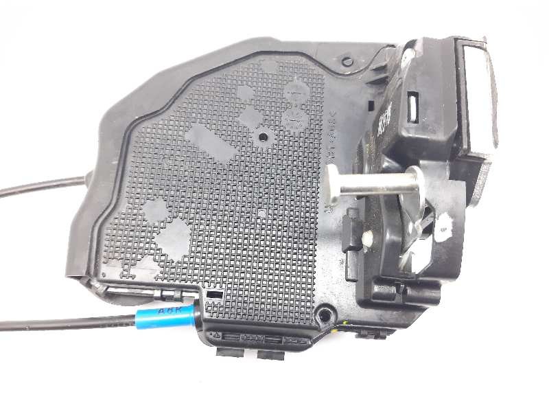 Recambio de cerradura puerta trasera izquierda para toyota auris hybrid business referencia OEM IAM 6906005051  