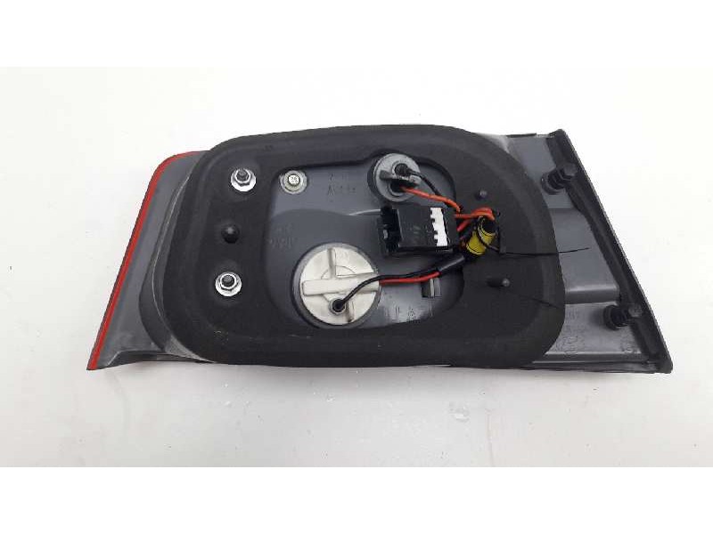 Recambio de piloto trasero derecho para hyundai sonata (nf) classic referencia OEM IAM   