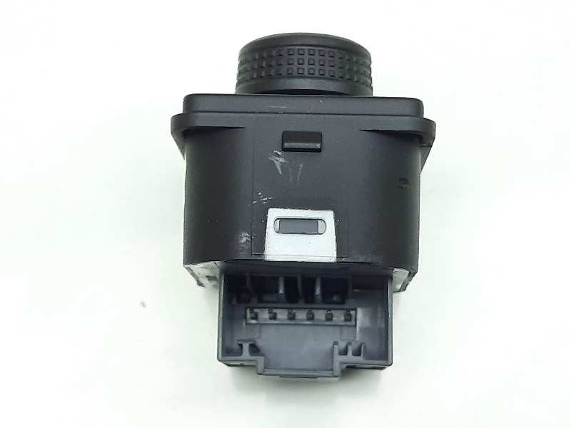 Recambio de mando retrovisor para volkswagen polo beats referencia OEM IAM 2G0959565C  