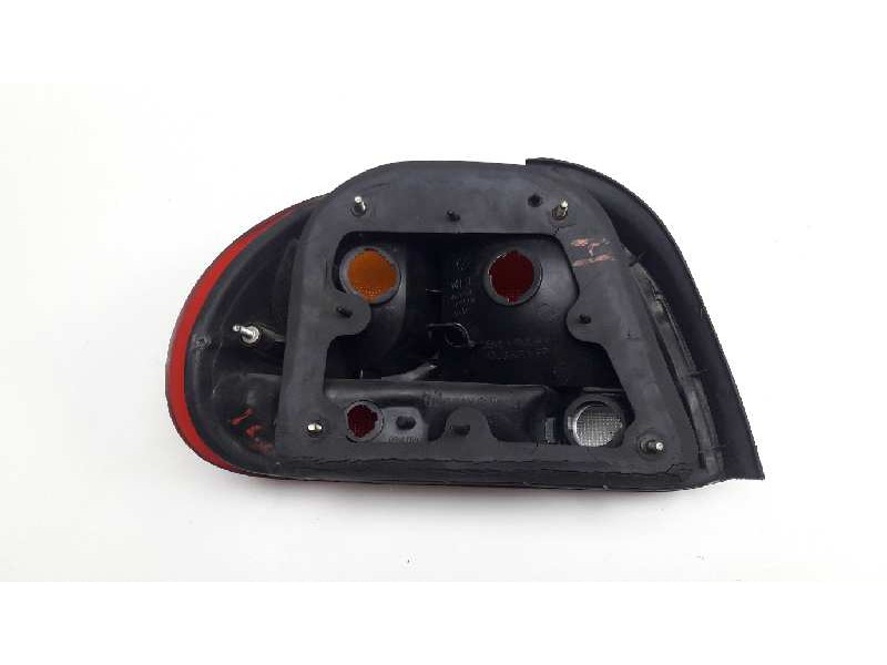 Recambio de piloto trasero derecho para hyundai accent (x3) 1.3 cool edition referencia OEM IAM   