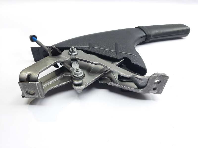 Recambio de palanca freno de mano para volkswagen polo beats referencia OEM IAM 2G0711301  