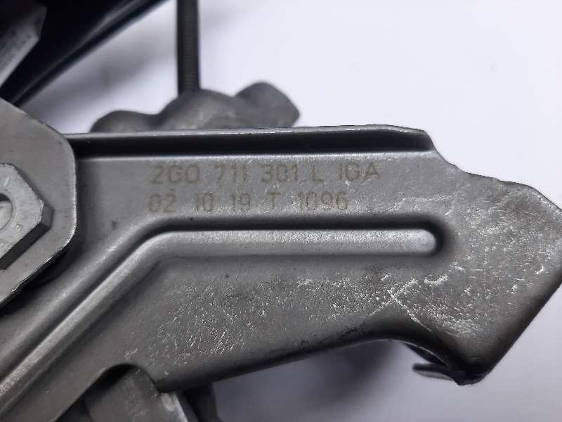 Recambio de palanca freno de mano para volkswagen polo beats referencia OEM IAM 2G0711301  