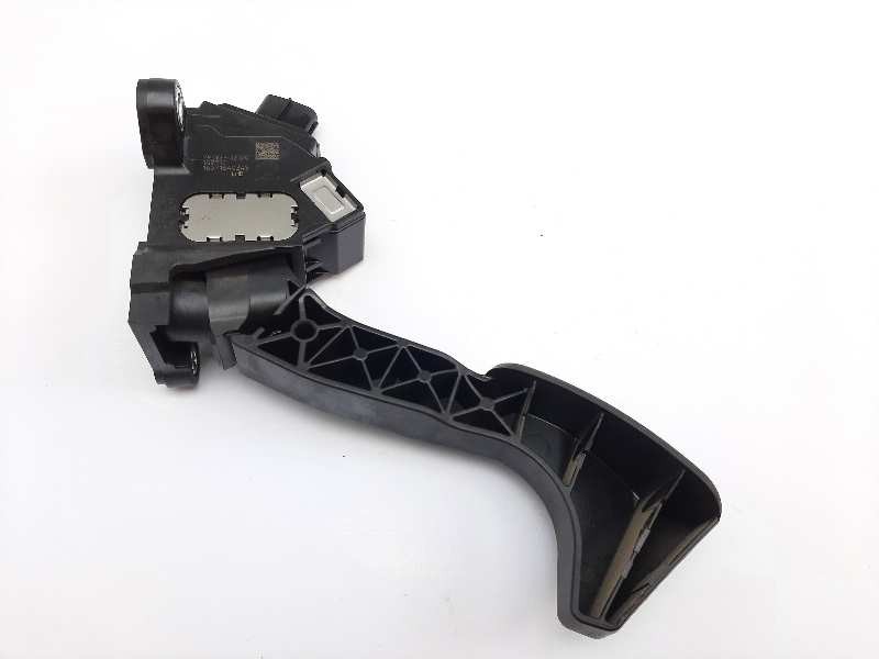 Recambio de potenciometro pedal para toyota auris hybrid business referencia OEM IAM 7811002120  