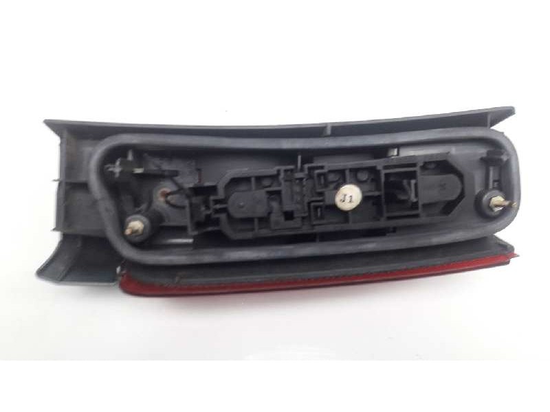 Recambio de piloto trasero izquierdo para volvo v70 familiar celebration referencia OEM IAM   