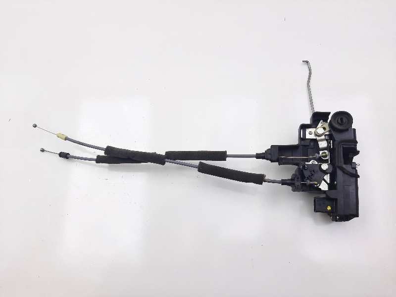 Recambio de cerradura puerta trasera izquierda para chevrolet captiva 2.2 vcdi lt 2wd referencia OEM IAM   