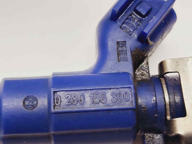 Recambio de inyector para chevrolet captiva 3.2 v6 ltx referencia OEM IAM 92068193 0280156300 12609418