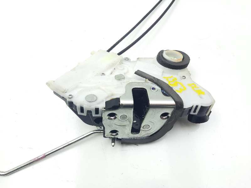 Recambio de cerradura puerta delantera derecha para toyota yaris active referencia OEM IAM   