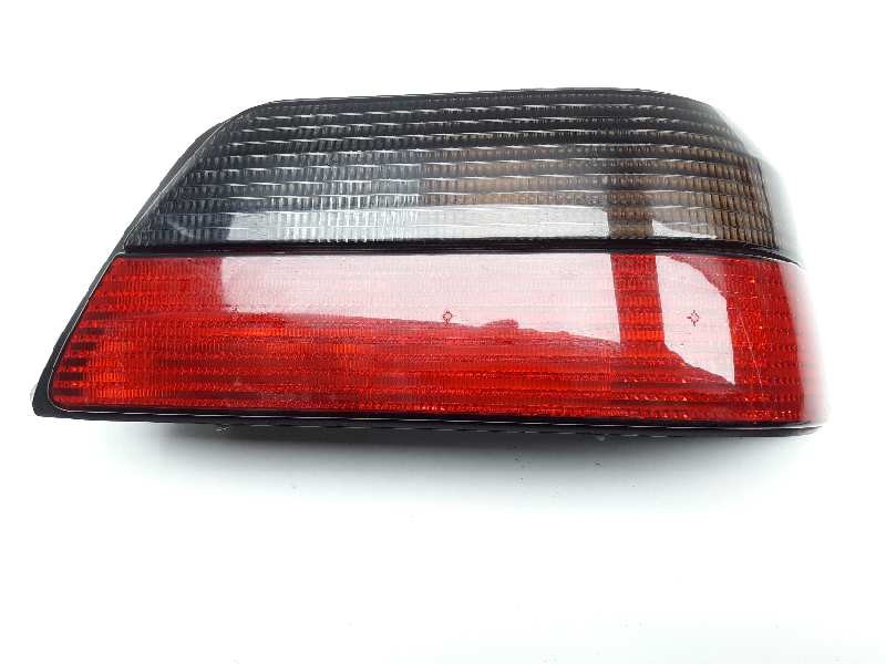 Recambio de piloto trasero derecho para peugeot 605 3.0 sv referencia OEM IAM   