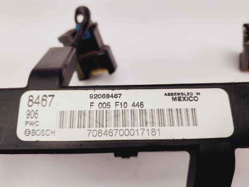 Recambio de rampa inyectora para chevrolet captiva 3.2 v6 ltx referencia OEM IAM 92068467 12596182 12571078