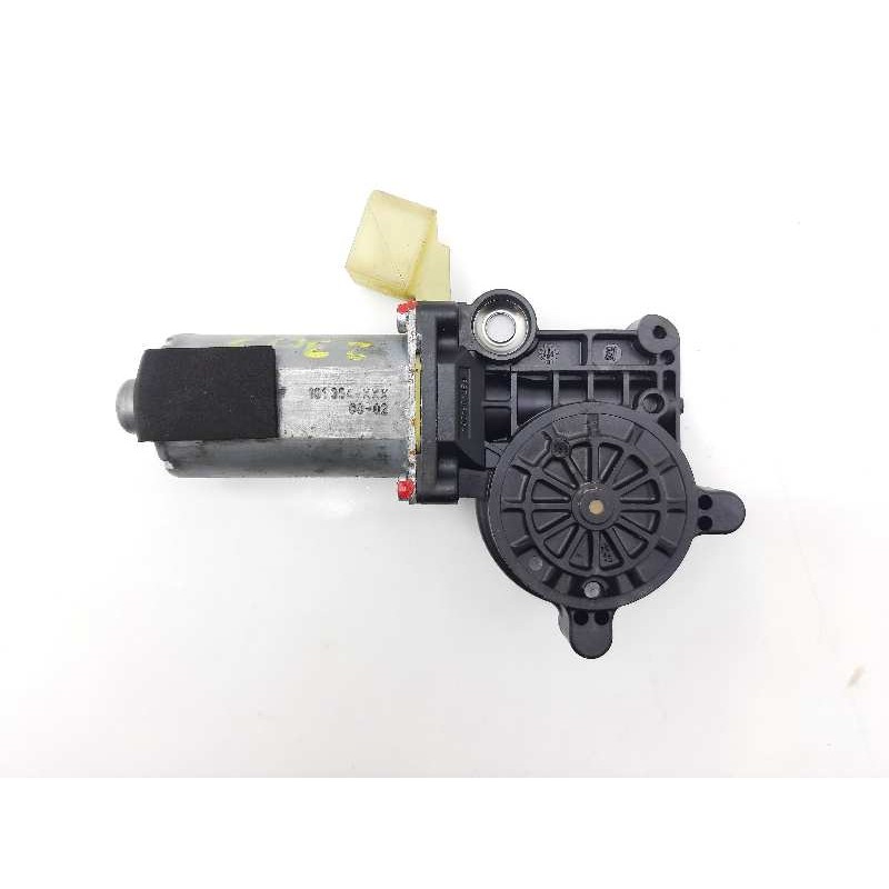 Recambio de motor elevalunas delantero derecho para volvo s60 berlina 2.4 momentum (125kw) (2004) referencia OEM IAM 0130821761 
