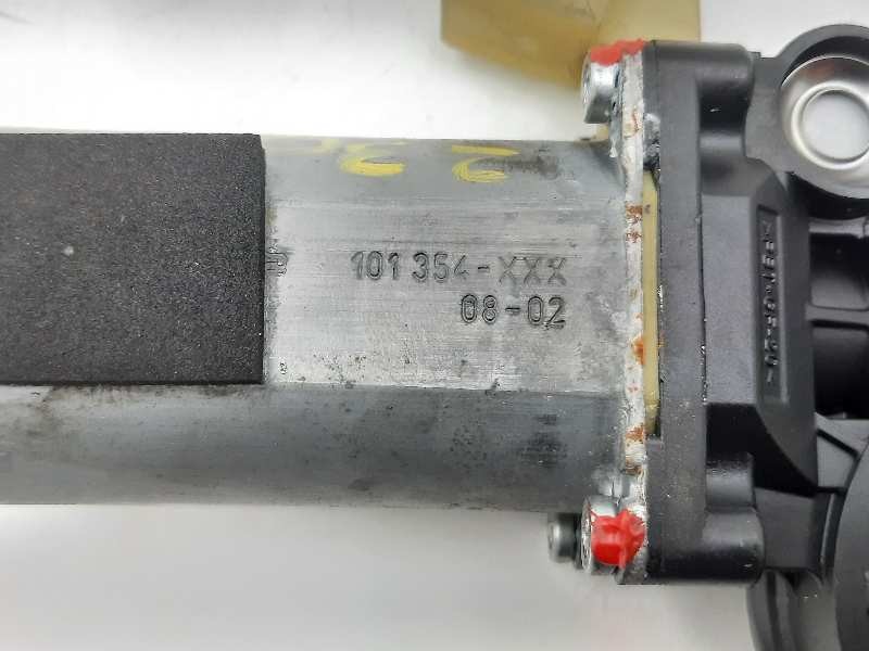 Recambio de motor elevalunas delantero derecho para volvo s60 berlina 2.4 momentum (125kw) (2004) referencia OEM IAM 0130821761 