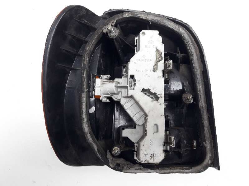 Recambio de piloto trasero derecho para volkswagen polo berlina (6n1) básico referencia OEM IAM   