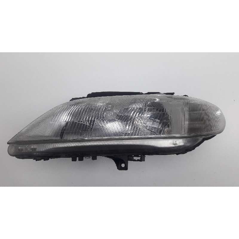 Recambio de faro izquierdo para citroen xsara berlina 1.9td tonic referencia OEM IAM   