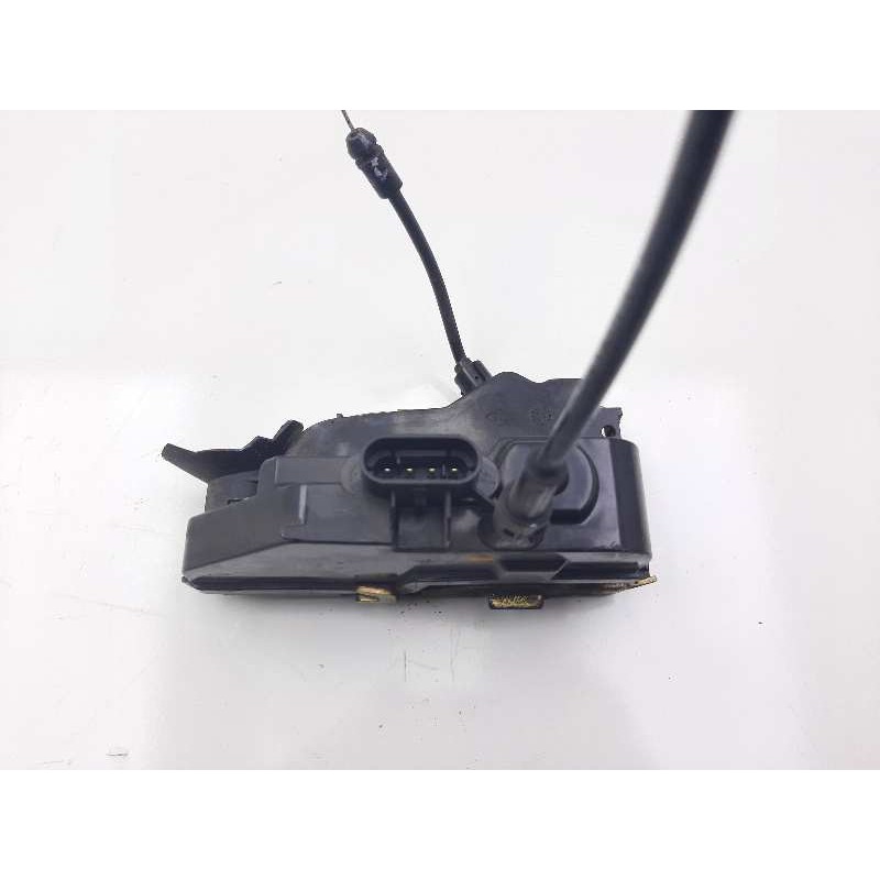 Recambio de cerradura puerta delantera izquierda para renault megane ii berlina 5p confort authentique referencia OEM IAM 027776