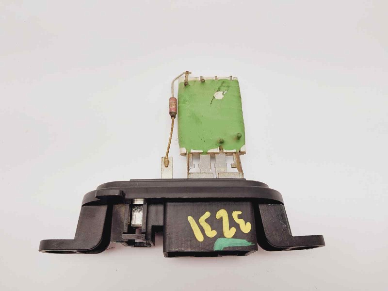 Recambio de resistencia calefaccion para dacia dokker essential referencia OEM IAM A51004200  