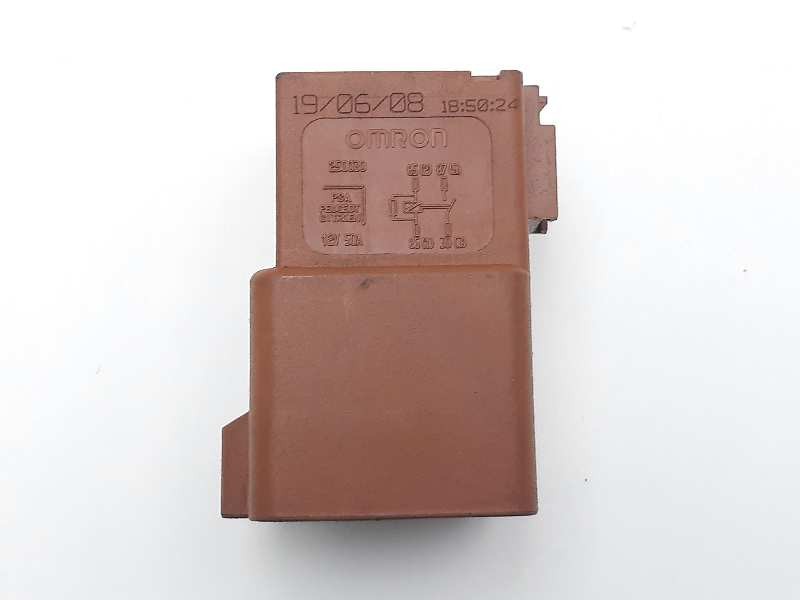 Recambio de rele para citroen c5 berlina premier referencia OEM IAM   