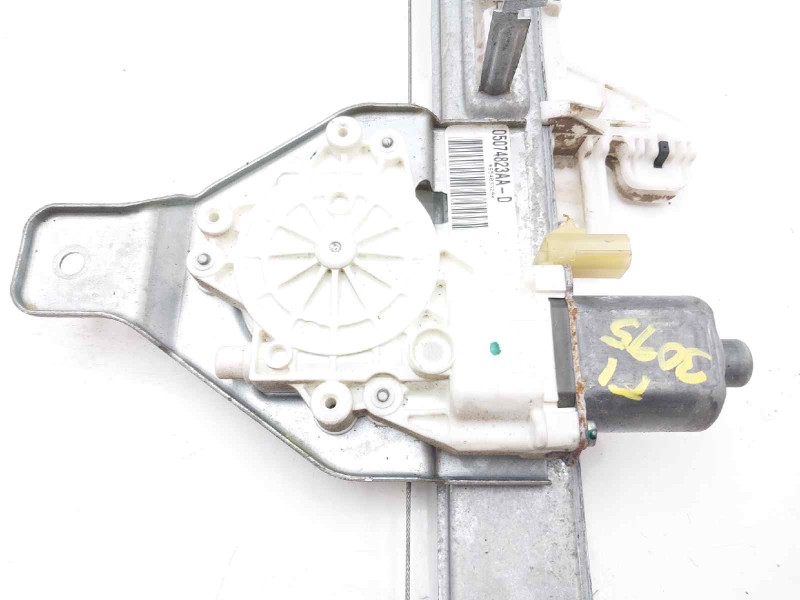 Recambio de elevalunas trasero izquierdo para jeep compass limited referencia OEM IAM 05074823AA 0130822279 