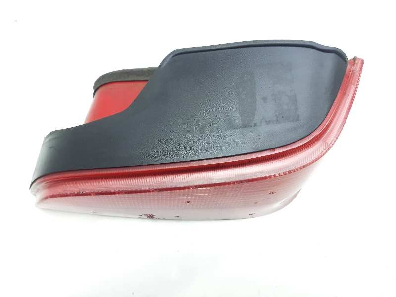 Recambio de piloto trasero derecho para peugeot 106 (s2) referencia OEM IAM 6351G6 6351G6 