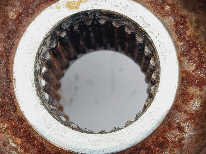 Recambio de mangueta delantera derecha para citroen c4 picasso sx referencia OEM IAM 364796  